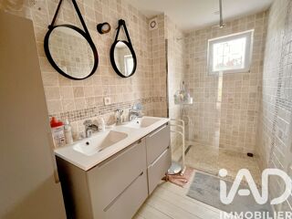  Maison � vendre 6 pi�ces 222 m�