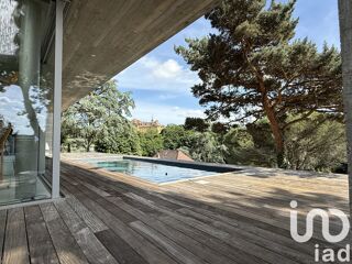  Villa  vendre 6 pices 230 m