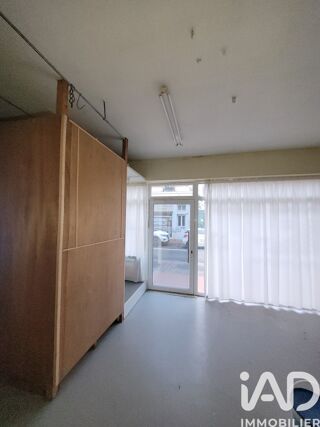  Immeuble � vendre 374 m�