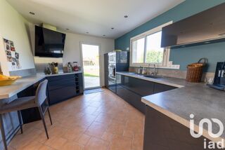  Maison  vendre 9 pices 244 m