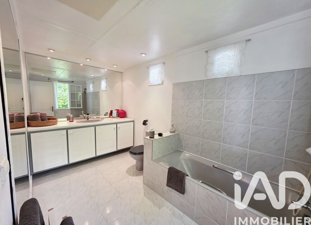 � vendre  Maison Saint-Gilles Les Bains (97434)