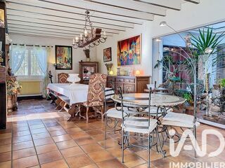  Villa � vendre 8 pi�ces 330 m�