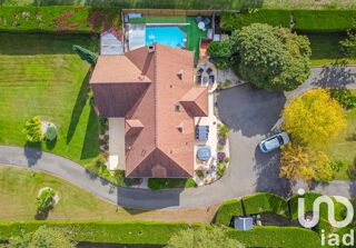  Maison  vendre 6 pices 196 m