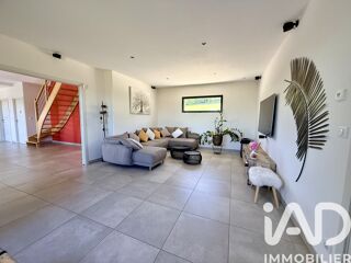  Maison � vendre 5 pi�ces 215 m�