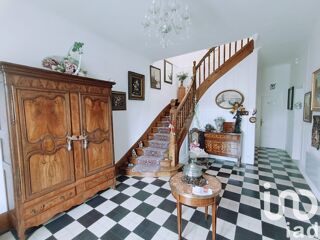  Villa  vendre 8 pices 250 m