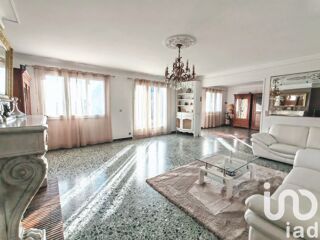  Maison  vendre 10 pices 198 m