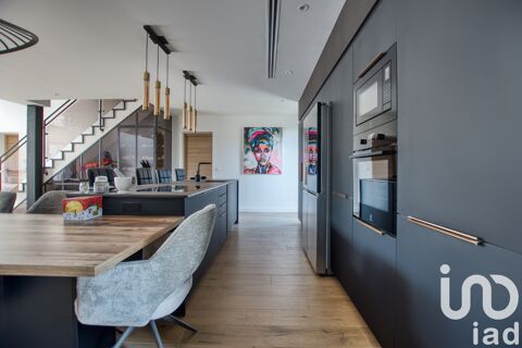   Vente Maison d'architecte 7 pi�ces Villa - 7 pi�ce(s) - 180 m�