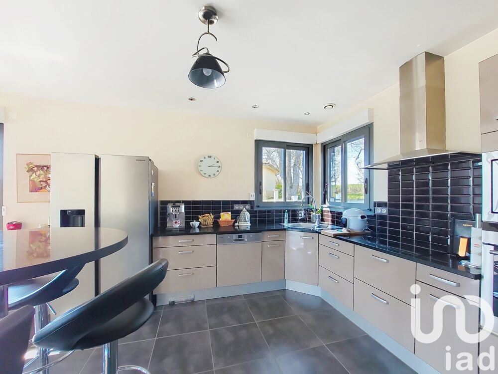 Vente Villa Vente Maison d'architecte 5 pices Monfort