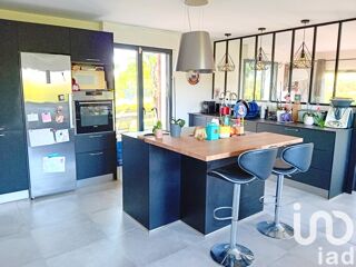  Maison  vendre 8 pices 212 m