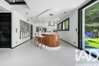  Villa � vendre 6 pi�ces 191 m�