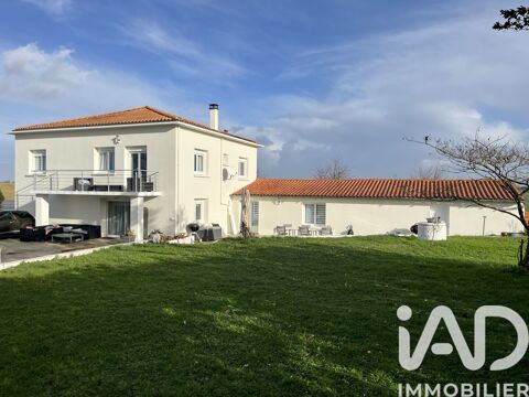   Vente Maison/villa 7 pi�ces Maison - 7 pi�ce(s) - 206 m�