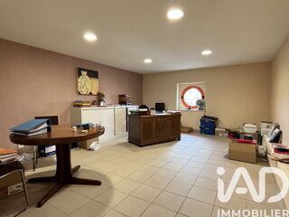  Immeuble � vendre 301 m�