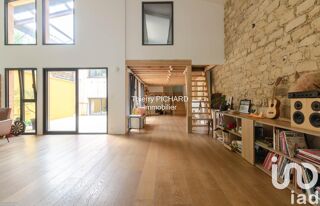  Villa  vendre 6 pices 211 m