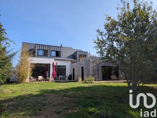  Maison � vendre 8 pi�ces 224 m�