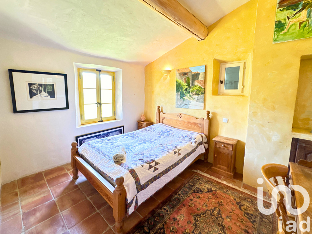 � vendre  Maison Lacoste (84480)