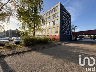  Immeuble � vendre 1369 m�