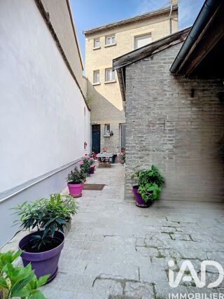  Immeuble � vendre 186 m�