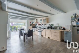  Maison  vendre 7 pices 243 m