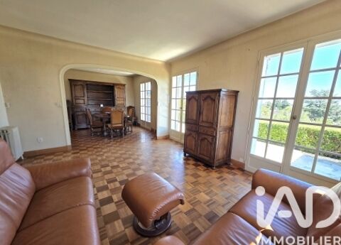   Vente Maison/villa 6 pi�ces Maison - 6 pi�ce(s) - 151 m�