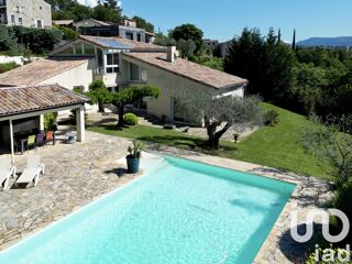  Villa  vendre 7 pices 263 m