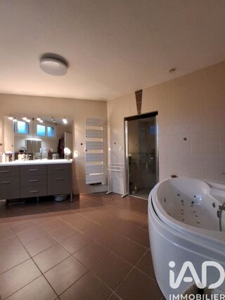  Maison � vendre 6 pi�ces 210 m�