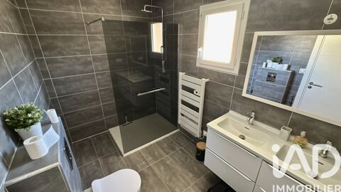  Maison � louer 6 pi�ces 137 m� Montamis�