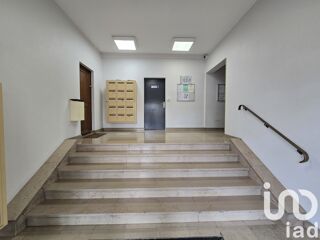  Appartement � vendre 5 pi�ces 77 m�