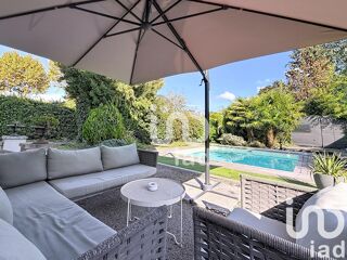  Maison � vendre 6 pi�ces 207 m�