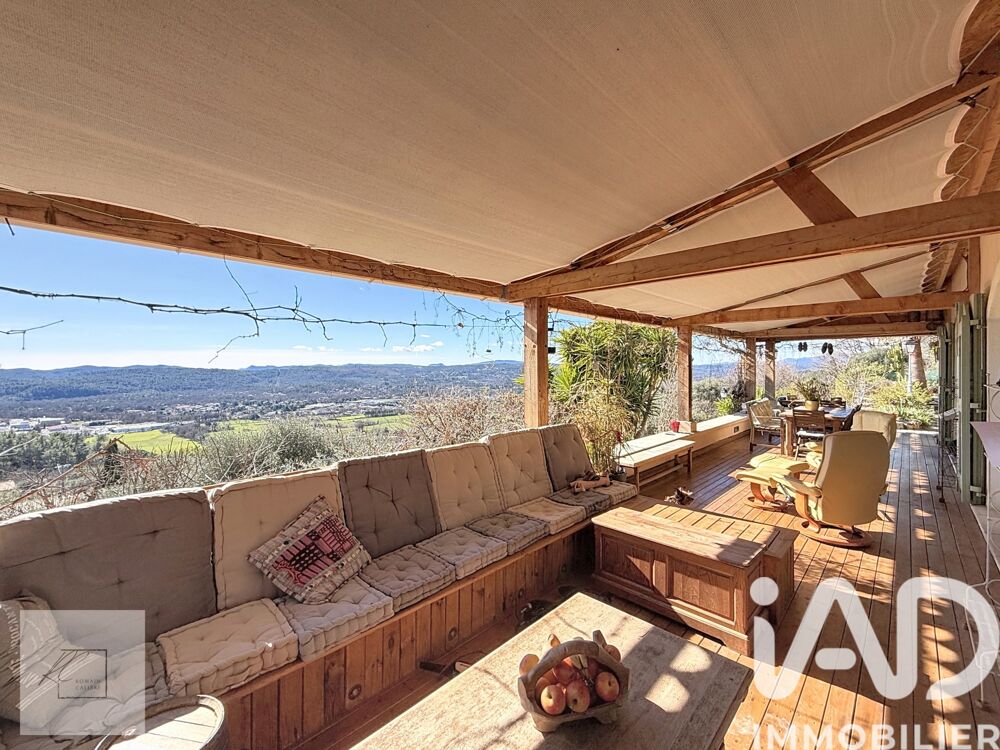 � vendre  Maison Montauroux (83440)