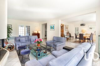  Maison � vendre 9 pi�ces 246 m�