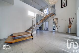  Maison  vendre 5 pices 271 m