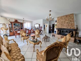  Maison  vendre 9 pices 321 m