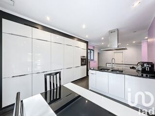  Maison � vendre 6 pi�ces 230 m�