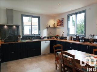  Maison � vendre 10 pi�ces 213 m�