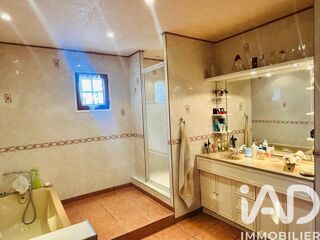  Maison � vendre 3 pi�ces 223 m�