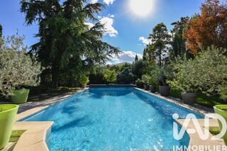  Maison  vendre 5 pices 210 m