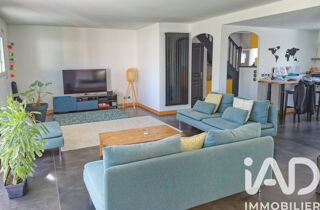  Maison � vendre 9 pi�ces 225 m�