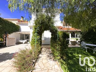  Maison  vendre 8 pices 240 m