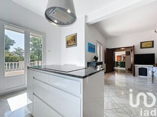  Maison  vendre 8 pices 170 m