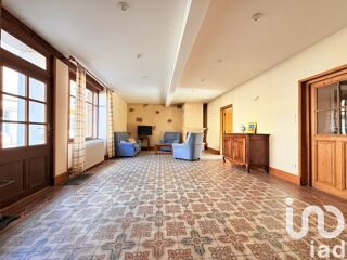  Maison  vendre 9 pices 202 m