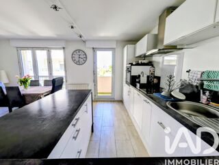  Appartement � vendre 4 pi�ces 81 m�