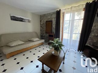  Maison  vendre 15 + pices 750 m