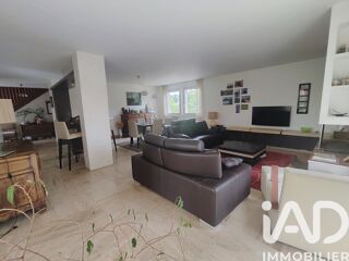  Maison � vendre 8 pi�ces 215 m�