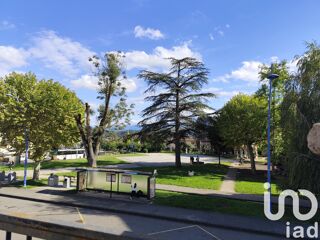  Immeuble � vendre 261 m�