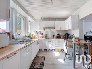  Maison  vendre 7 pices 178 m