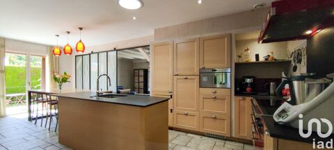   Vente Maison/villa 6 pi�ces Maison - 6 pi�ce(s) - 182 m�