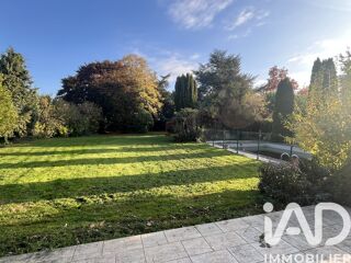  Maison � vendre 9 pi�ces 236 m�