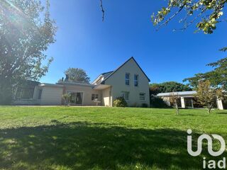  Maison  vendre 8 pices 244 m