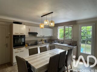  Maison � vendre 8 pi�ces 216 m�