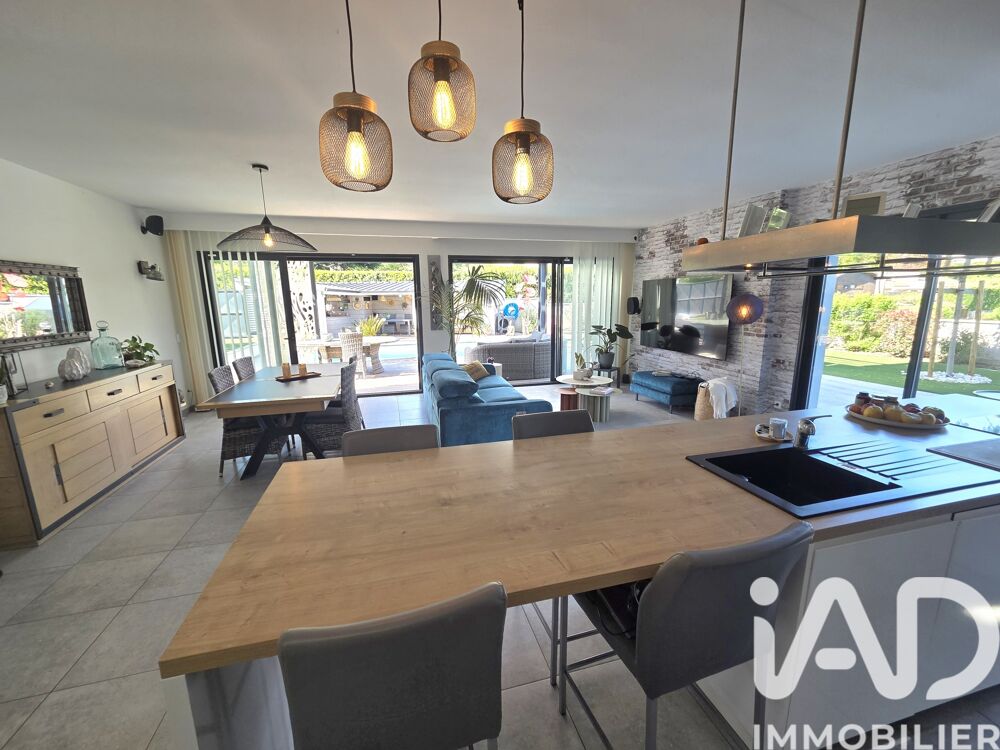 � vendre  Villa Beausemblant (26240)